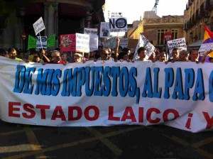 Protestas-contra-la-visita-del-pontífice-Benedicto-XVI