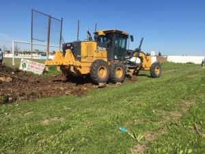 las-maquinas-ya-trabajan-en-el-estadio-ubicado-en-san-justo-club-liniers